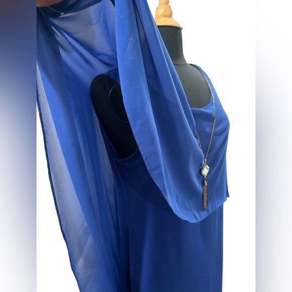 Royal Blue Sleeveless Dress with attached Pendant & Sheer Draping Cape-size 14 - Picture 6 of 10